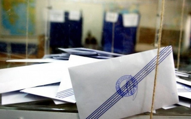 Δημοσκόπηση: Προβάδισμα του ΣΥΡΙΖΑ με 4,4%