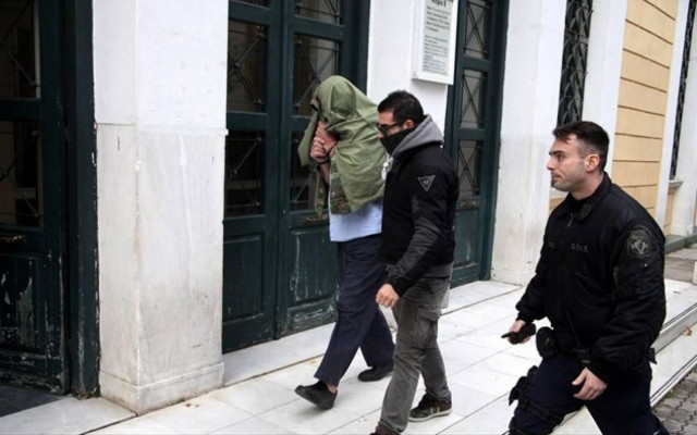 Έρχονται νέα εντάλματα σύλληψης για το κύκλωμα εκβιαστών