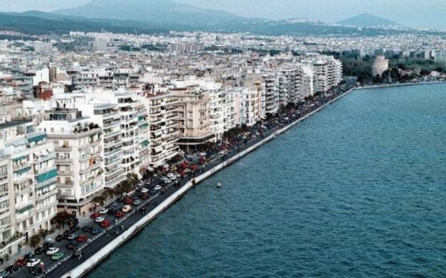 Μini bus για τη δημοτική συγκοινωνία δώρισε 87χρονος