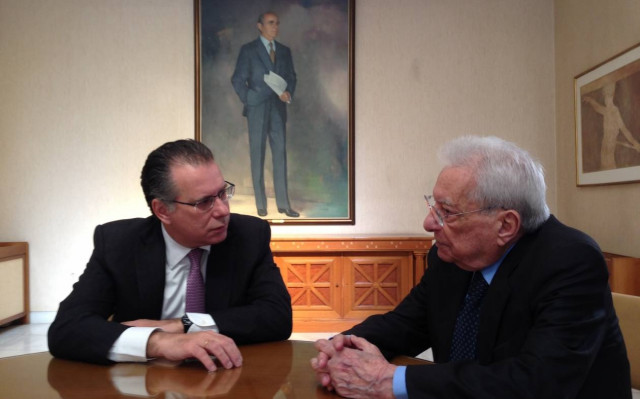 Εκλογές 2015 - Ο Π. Κουμουτσάκος επισκέφτηκε το ίδρυμα Κ. Καραμανλής