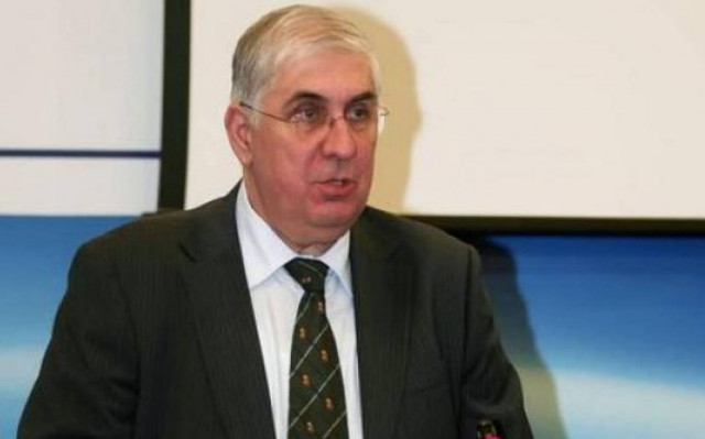 Τι παίζει με την παραίτηση Λουρόπουλου