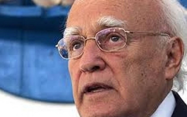 Εκλογές 2015: Για πρώτη φορά ψήφισε χωρίς τη γυναίκα του ο Παπούλιας