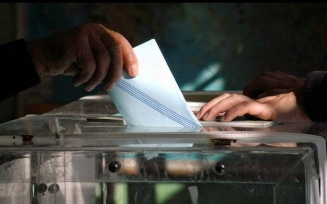 Εκλογές 2015: Θερμό επεισόδιο μεταξύ βουλευτή και στελέχους κόμματος