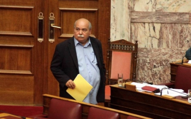 Ν. Βούτσης: Ο Δημήτρης Αβραμόπουλος έχει συζητηθεί για ΠτΔ