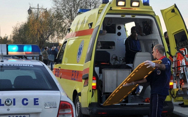 Εγκατέλειψαν στο δρόμο θύμα τροχαίου