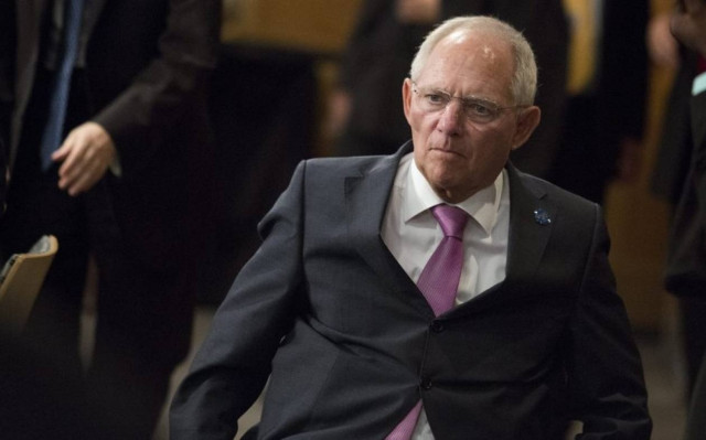 Σόιμπλε: Εκτός συζήτησης το «κούρεμα» του χρέους