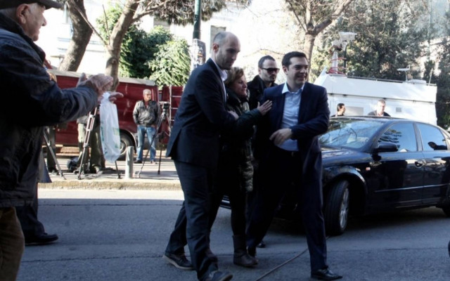 Κρίσιμες ώρες: Σε εξέλιξη η συνάντηση Αλ. Τσίπρα – Π. Καμμένου