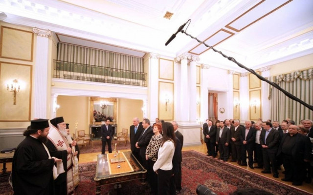 Ποια είναι τα εξωκοινοβουλευτικά πρόσωπα στη νέα κυβέρνηση