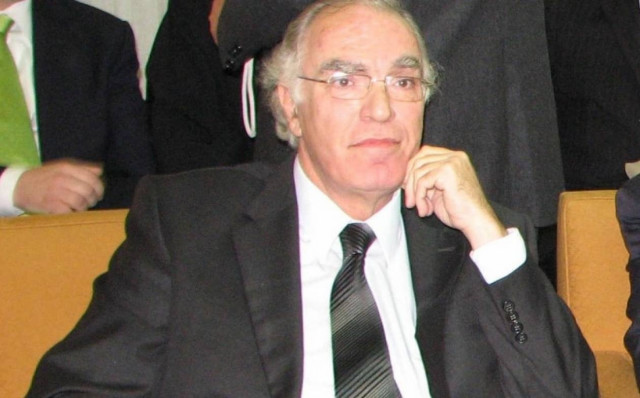 Λεβέντης: Κλητήρας της Μέρκελ ο Σαμαράς