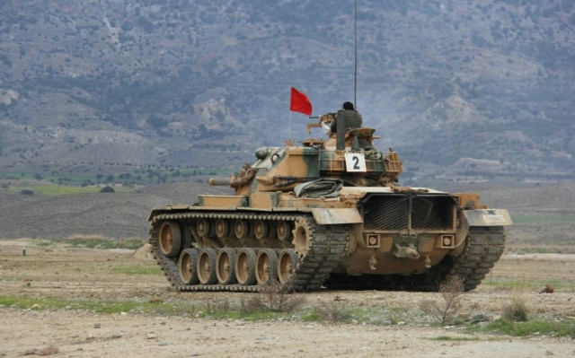 Εκτέλεση βολών των Τουρκικών Δυνάμεων στα Κατεχόμενα (pics)