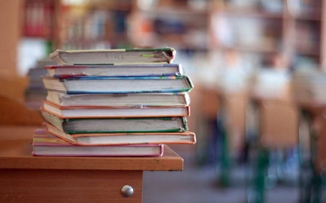 Καταργείται η Τράπεζα Θεμάτων - Επιστρέφουν οι «αιώνιοι» φοιτητές