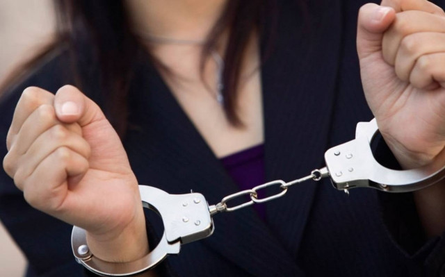 Δύο συλλήψεις για οφειλές εκατομμυρίων ευρώ στο Δημόσιο