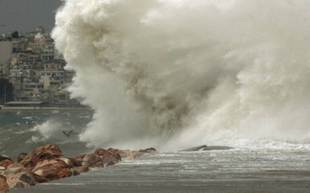 Καιρός: Χιονοπτώσεις, βροχές και θυελλώδεις άνεμοι το Σάββατο (31/1)