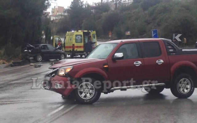 Σοβαρό τροχαίο στο δρόμο Λαμίας - Δομοκού (Pics)