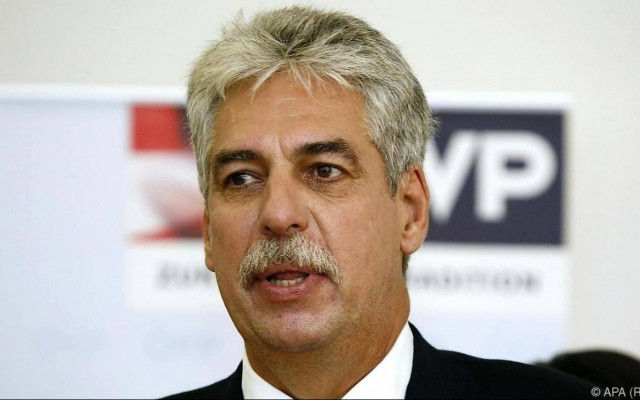 ΥΠΟΙΚ Αυστρίας: Δεν θα ανεχθούμε εκβιασμό - Η μπάλα της κρίσης στα χέρια της Ελλάδας