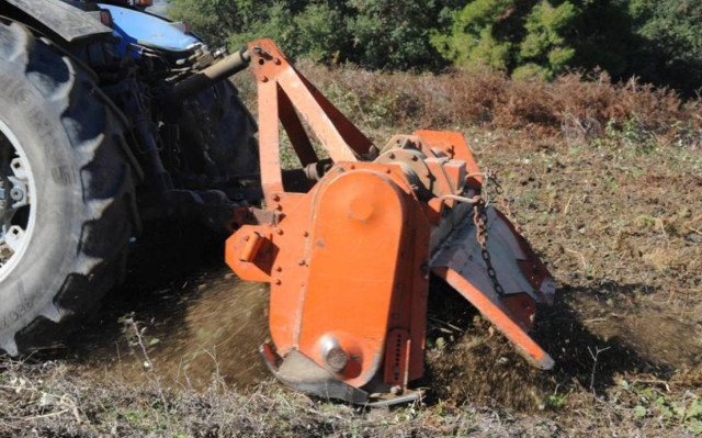 Τρακτέρ καταπλάκωσε και σκότωσε συνταξιούχο