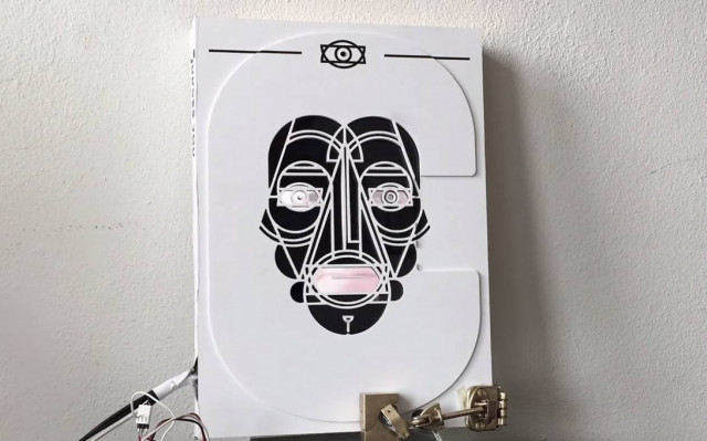 To πρώτο βιβλίο που επιλέγει τον αναγνώστη του (video)