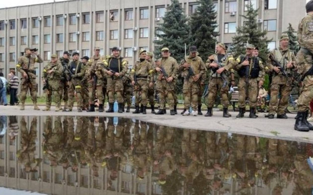 Μέρκελ: «Όχι» στον εξοπλισμό του Κιέβου – «Ναι» στη διπλωματική λύση