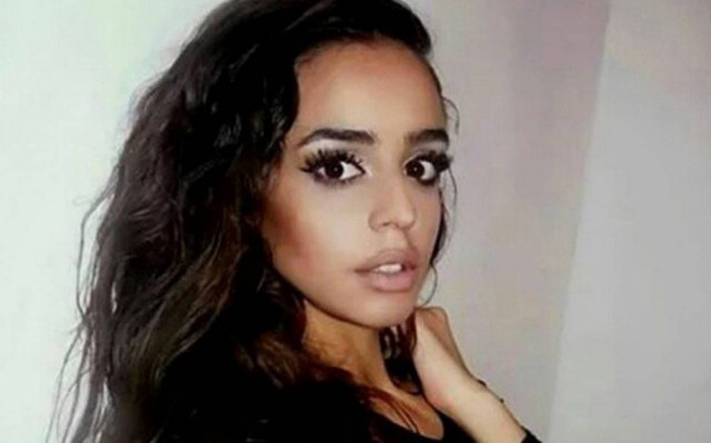 22χρονο μοντέλο μαχαίρωσε τη δίδυμη αδελφή της για έναν άνδρα