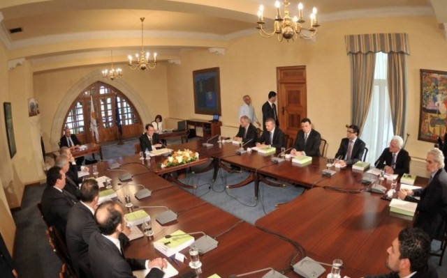 Πράσινο φως Υπουργικού για διαφάνεια στα οικονομικά κομμάτων