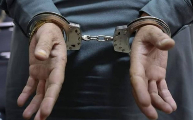 Συνελήφθη αλλοδαπός με διεθνές ένταλμα σύλληψης για ανθρωποκτονία