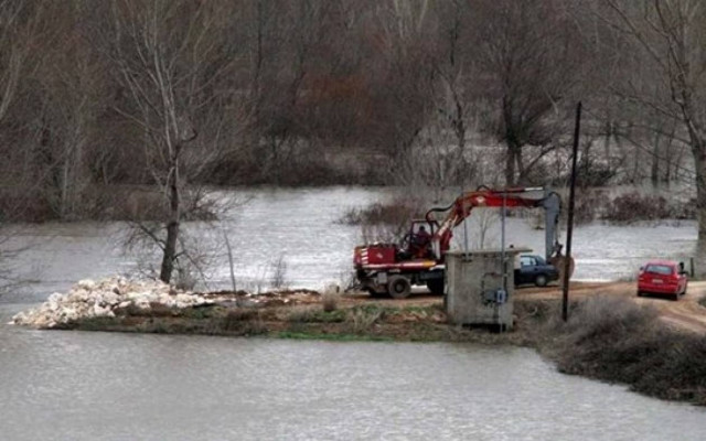 Προσπάθειες να αποτραπούν τα πλημμυρικά φαινόμενα σε Σουφλί και Λαγυνά