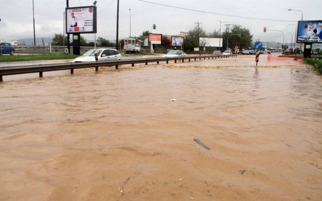 Β. Ελλάδα: Περιορίζονται τα προβλήματα – Ποιοι δρόμοι παραμένουν κλειστοί