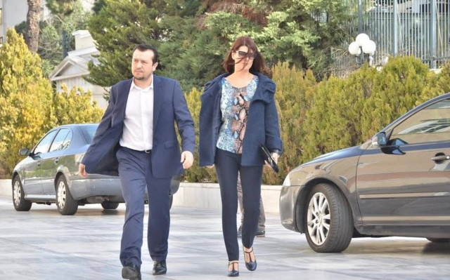 Μαγνήτισε τα βλέμματα η εντυπωσιακή σύζυγος του Νίκου Παππά (photos)