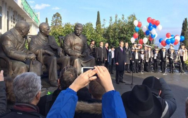 Ρωσία: Αποκαλυπτήρια του μνημείου για την ιστορική διάσκεψη της Γιάλτας