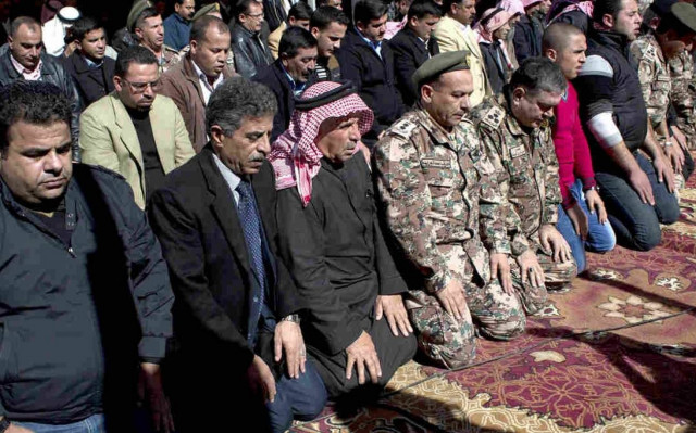 Ιορδανία: Θρήνος στην κηδεία του πιλότου (video)