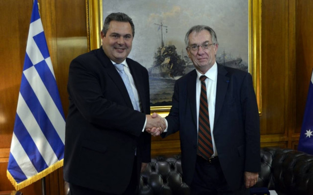 Τον πρέσβη της Αυστραλίας υποδέχθηκε ο Καμμένος