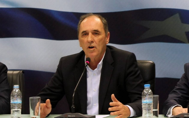 Ο Γ. Στάθακης διαψεύδει τη WSJ και επισημαίνει: «Δεν θα έχουμε πρόβλημα ρευστότητας»