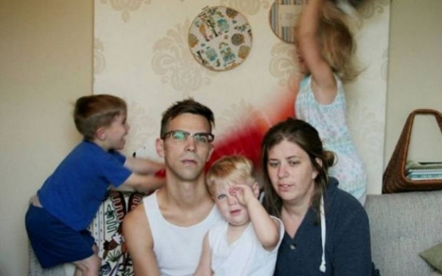 Δέκα φωτογραφίες που αποκαλύπτουν την πραγματική καθημερινότητα ενός γονιού