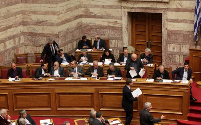 Deutsche Bank: Οι «καυτές» ημερομηνίες για το μέλλον της Ελλάδας