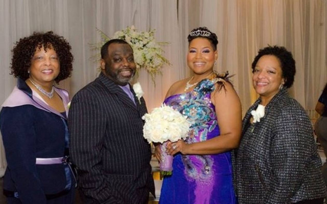 Δε βρήκε τον τέλειο άνδρα και παντρεύτηκε τον εαυτό της!