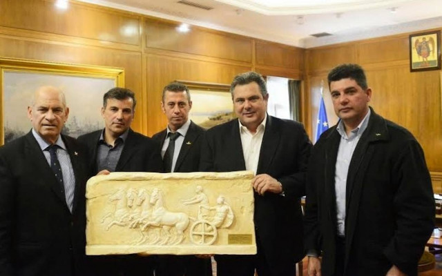 Καμμένος: Συνάντηση με τον πρόεδρο των Εφέδρων Ενόπλων Δυνάμεων