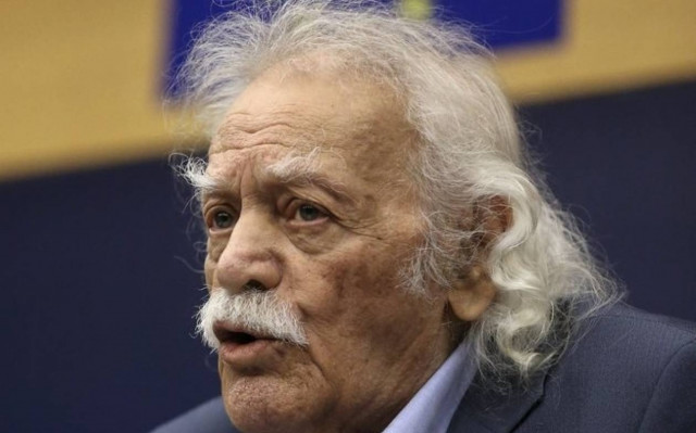 Γλέζος κατά Σουλτς: Εκφράζετε απόψεις άλλων για τη χώρα μου