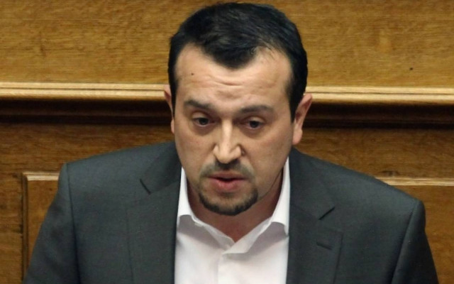 Παππάς: Γελάω με όσους ονειρεύονται κωλοτούμπες