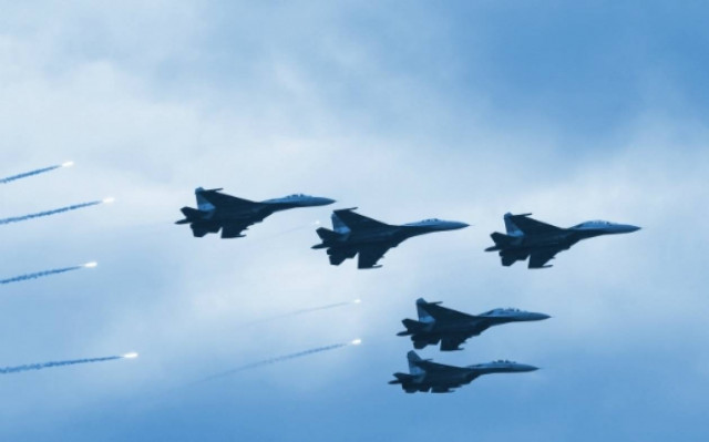 Νέες επιδρομές στο Ιράκ και τη Συρία εναντίον του ΙΚ με συμμέτοχη μαχητικών των ΗΑΕ