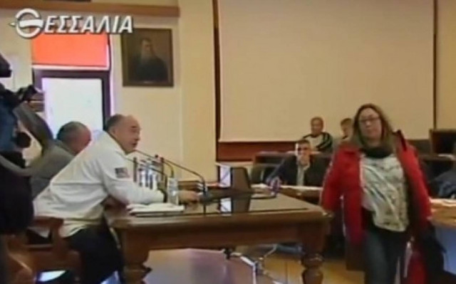 Βόλος: Απίστευτοι διάλογοι στο δημοτικό συμβούλιο – «Είμαι χοντρή και κάνω ωραίο σεξ»