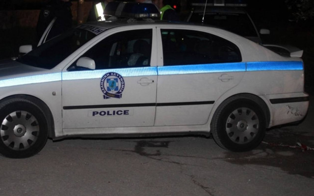 Δράμα: Μαχαίρωσε τον αδελφό και τον πατέρα του