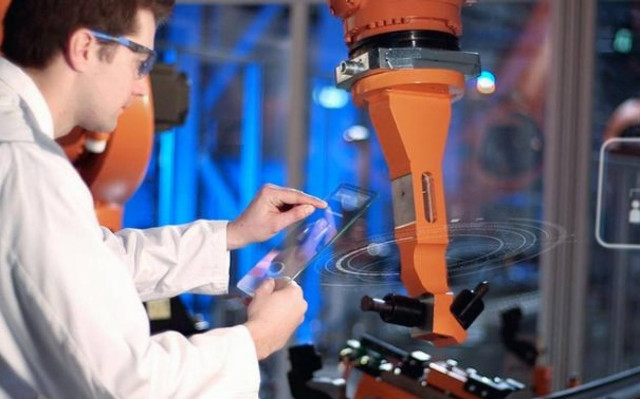 Τα εργοστάσια του μέλλοντος θα είναι πιο «έξυπνα» και πιο ...«διασκεδαστικά»