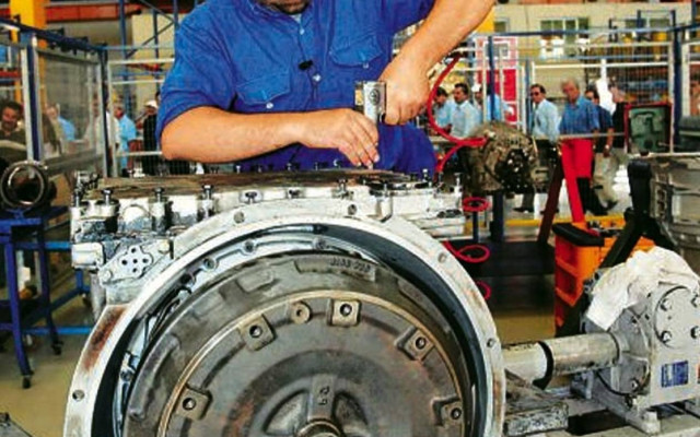 Βαλτωμένη η βιομηχανική παραγωγή στην Ευρωζώνη