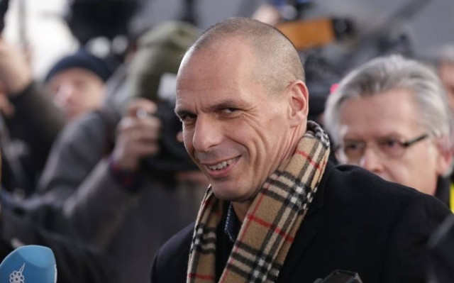 Der Spiegel: Ο Βαρουφάκης συγκρίνει τη δράση της τρόικας με την CIA