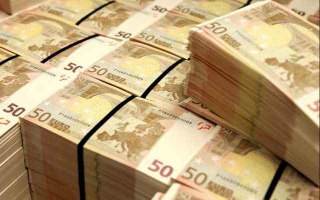 Αγώνας δρόμου στο υπουργείο Οικονομικών για «ζεστό» χρήμα