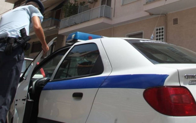 Ανήλικος κατηγορείται ότι σκότωσε τη μητέρα του χτυπώντας την