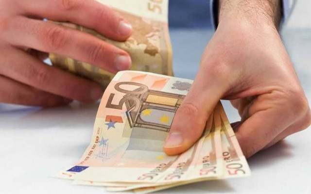 Το Υπουργείο Οικονομικών διευκρινίζει για τις 100 δόσεις