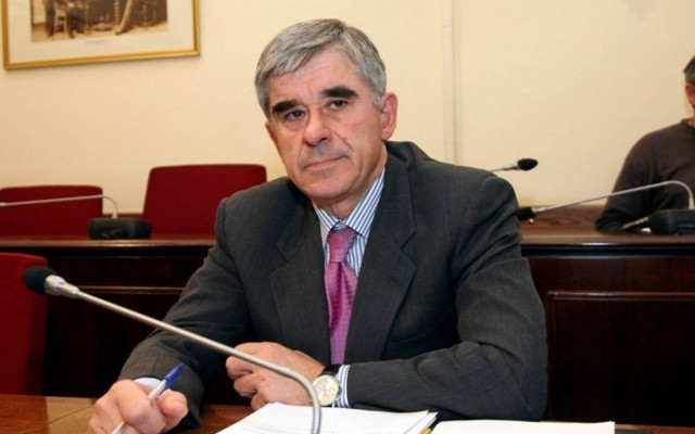 Η στρατηγική Νικολούδη για τους φοροφυγάδες μεγαλοκαταθέτες