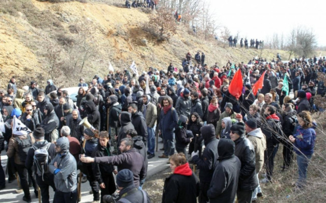 Ολοκληρώθηκαν χωρίς εντάσεις οι κινητοποιήσεις στις Σκουριές (photos)