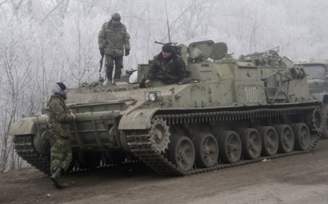 Oυκρανία: Συνεχίζονται οι βομβαρδισμοί παρά την εκεχειρία (video)